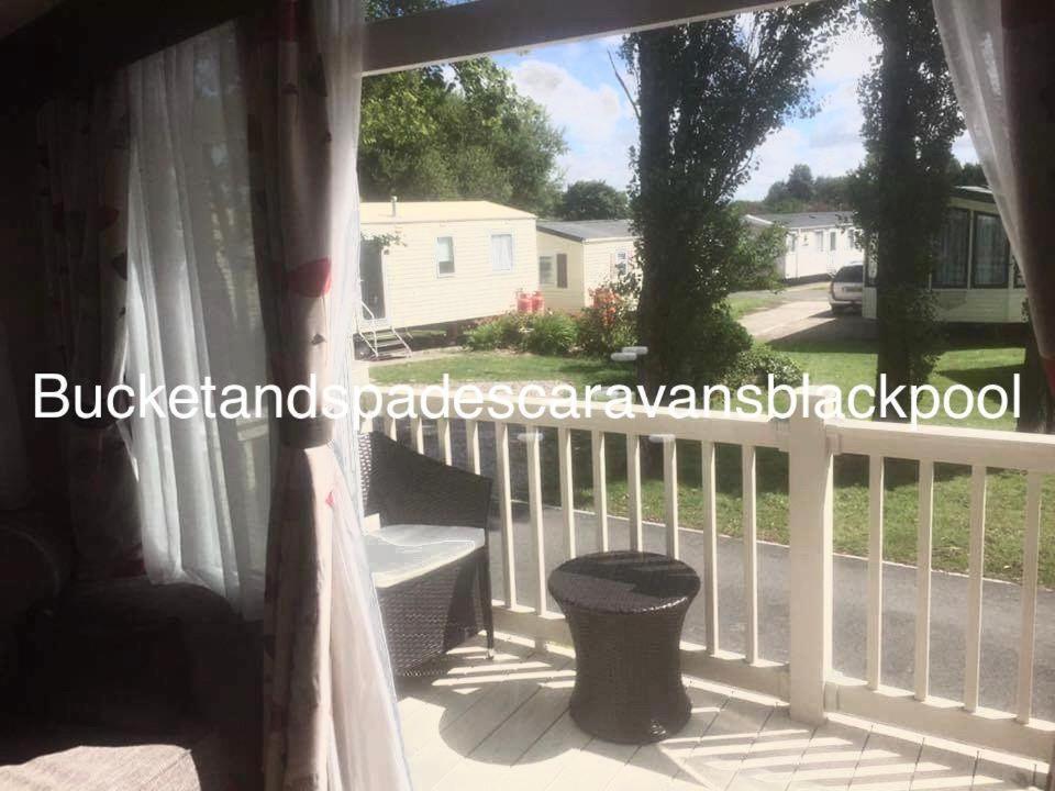 Blackpool Caravans Marton Mere 外观 照片