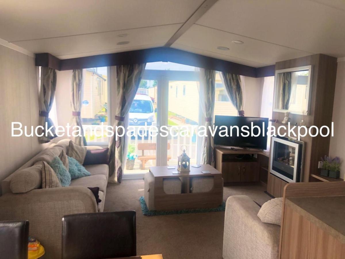 Blackpool Caravans Marton Mere 外观 照片